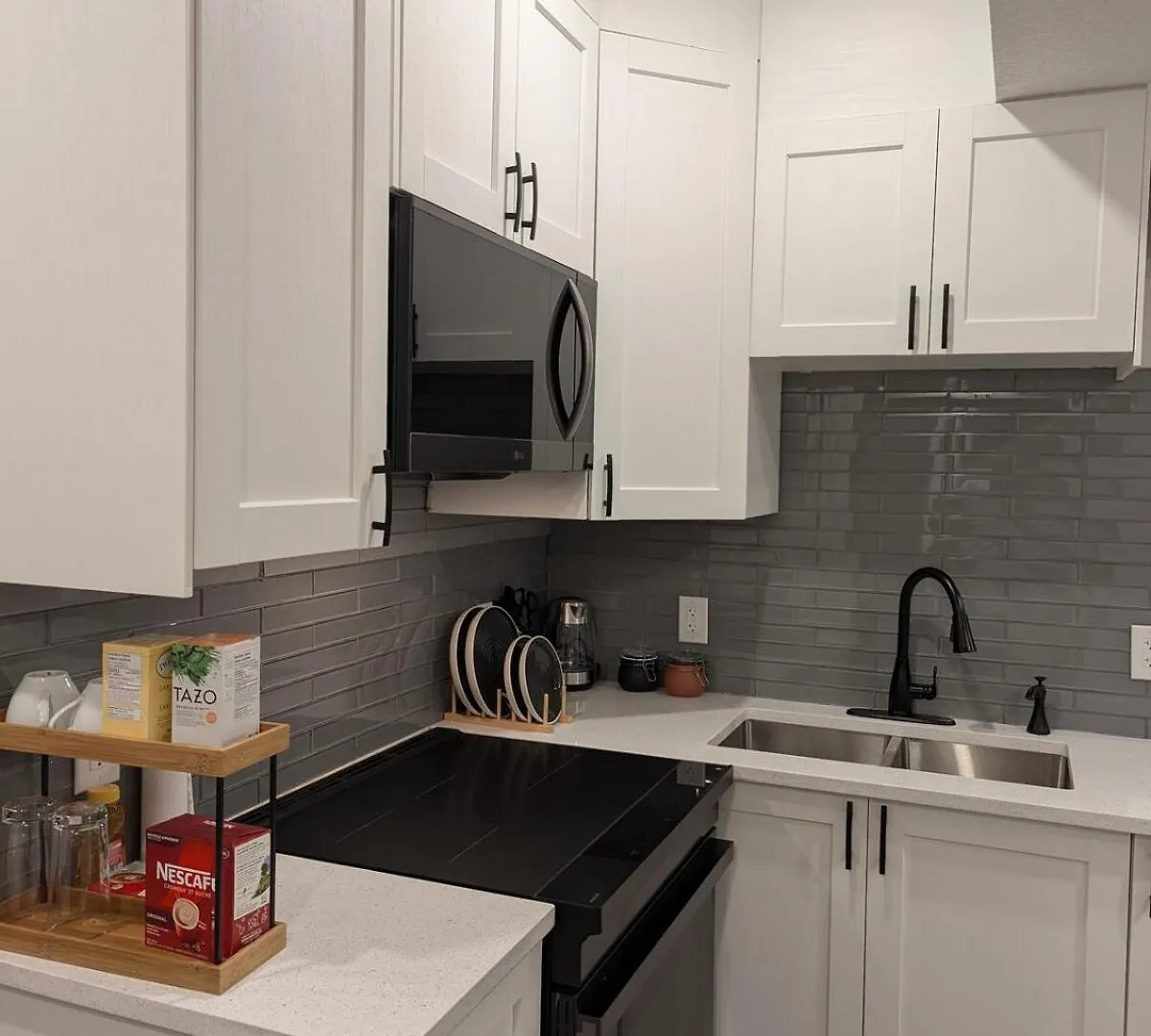 Miat Apartment Calgary Canada