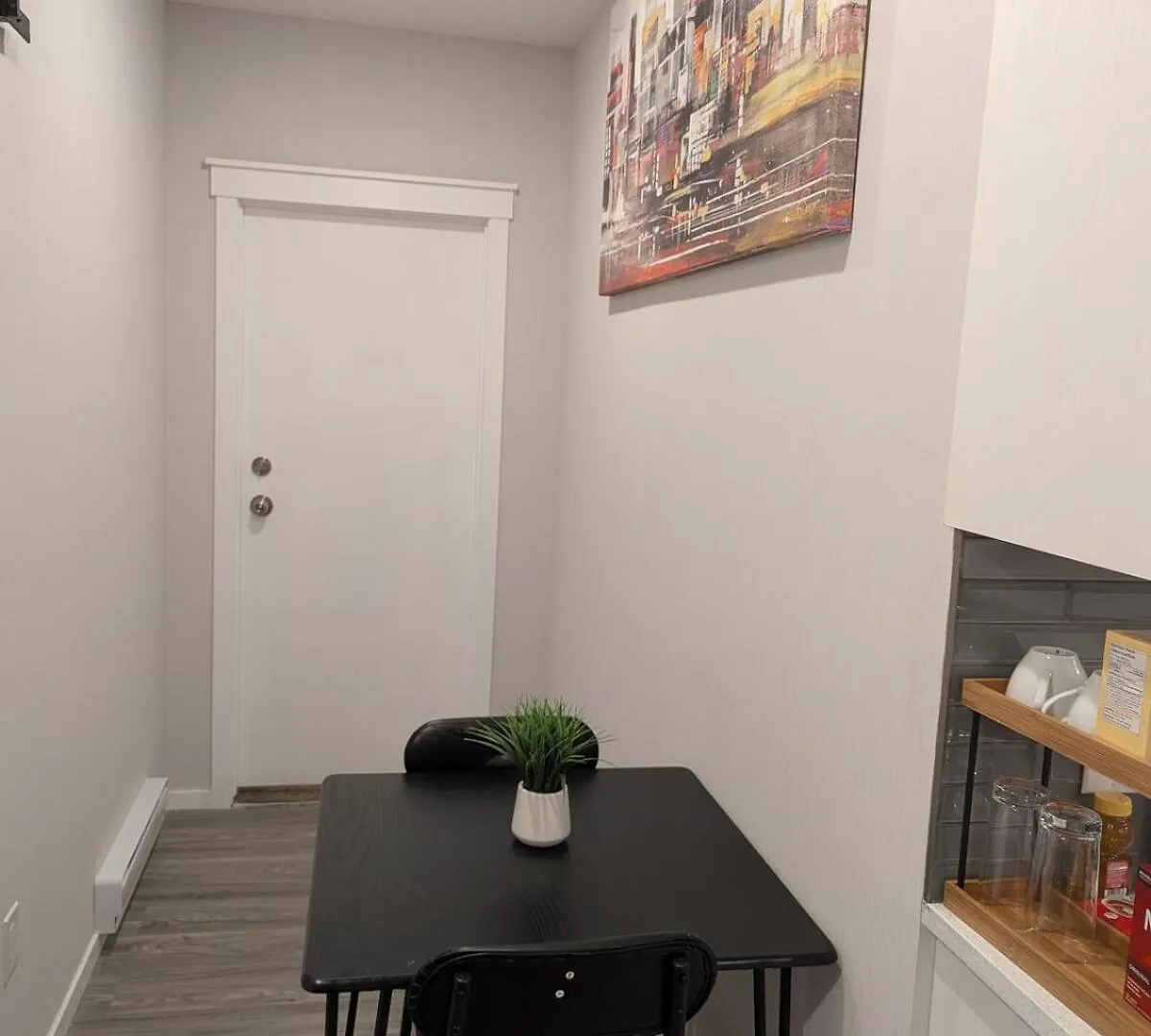 Miat Apartment Calgary
